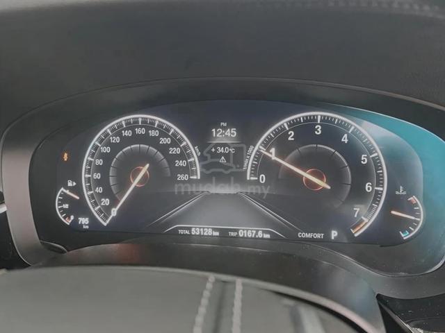 REG 2020 BMW 520i (A) G30 Local CAR KING 53k KM - 2