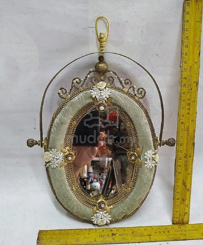 Carousel Image