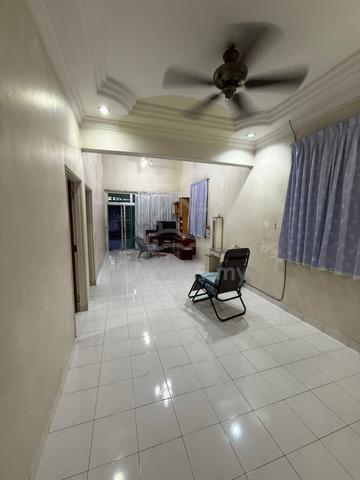 Taman Gaya Single Storey Terrace Endlot House 3bed Ulu Tiram Johor 1