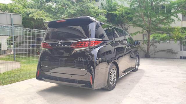 2024 Toyota Alphard 2.5 Executive Lounge HEV - 3