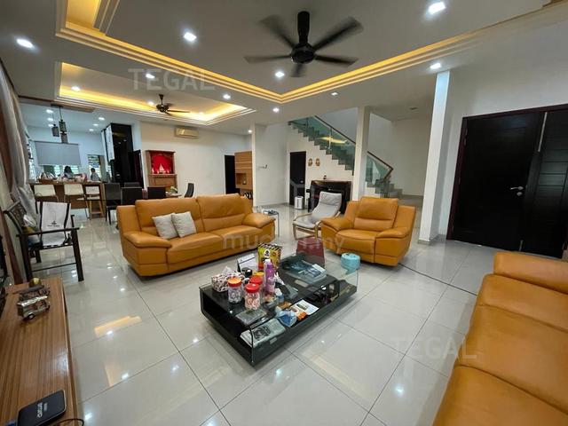 Kemuning Residence, Kota Kemuning 2 Storey Bungalow Fully Renovated 1