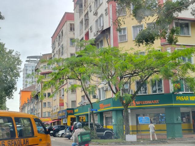 3rd floor office of 4 sty End lot shop @ Taman Mas Puchong 5
