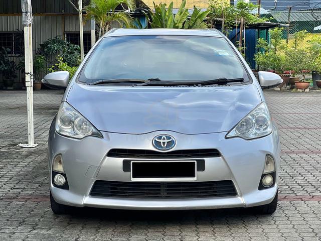 2013 Toyota PRIUS C 1.5 HYBRID (A) 80K KM F/S REC - 3