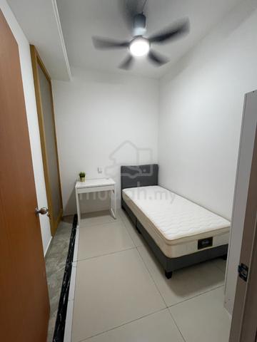 R&F luxury room (on top of R&F mall) all in - short walk to CIQ 1