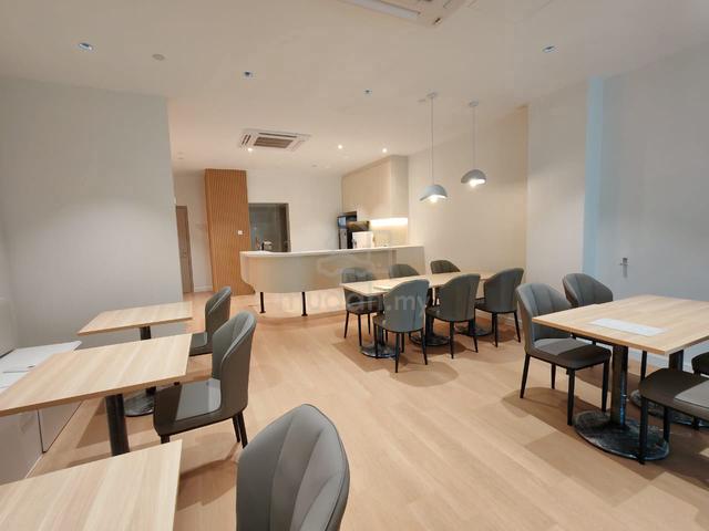 1st Business Networking CO Office Taipan 1