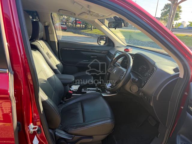 2019 Mitsubishi Outlander 2.0 4WD (A) Full Loan - 4