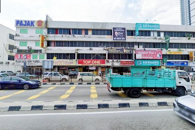Shop Lot Facing Main Road Batu 11 Cheras Balakong 1