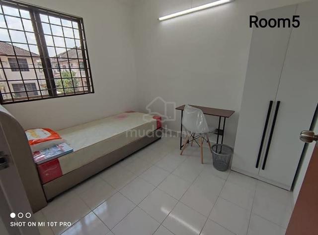 Ipoh fairpark fully furnished room for rent 4