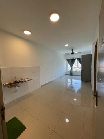 Tropicana Bay Residences @ PWC 1