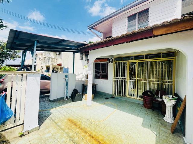 End Lot Easy Access 2B2B Double Storey Ss19 Subang Jaya 1