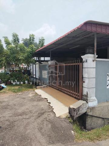 Melaka, Ayer Keroh Fully Furnished 1-Storey Terraced House For Rent 1