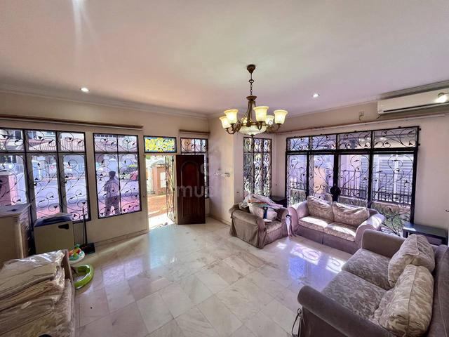 Double Storey Semi D Jalan Damar SD15, Bandar Sri Damansara 1