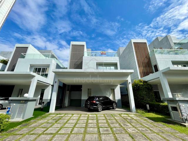 ((MURAH)) Bungalow 2.5 Storey @ Lakefront Villa Cyberjaya 1