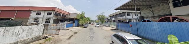 1.5-storey SEMI-D Factory at Valdor | FOR SALE 1