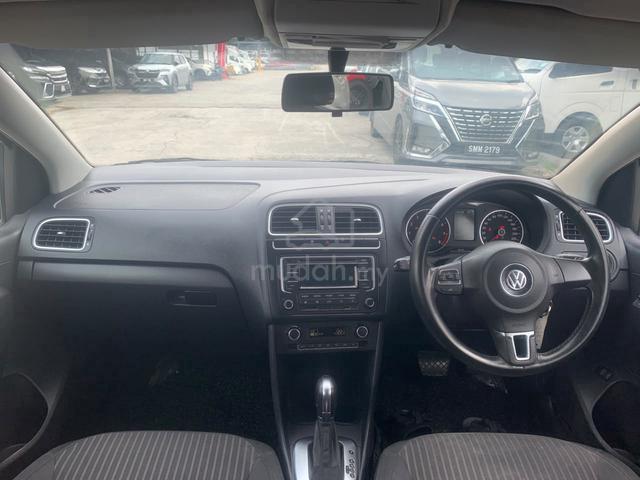 2014 Volkswagen POLO 1.6 Original Cat Loan Tinggi - 3