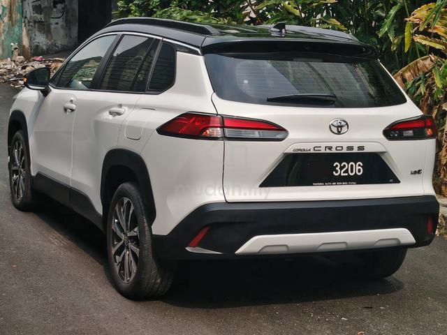 2022 Toyota COROLLA CROSS 1.8 V *warranty to 2027* - 4