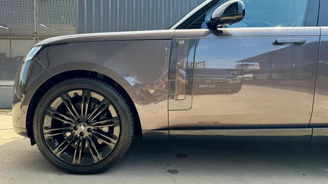 2022 Land Rover Range Rover Vogue First Edition V8 - 3
