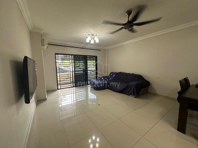 Seri Mutiara Apartments (Seri Alam) 1