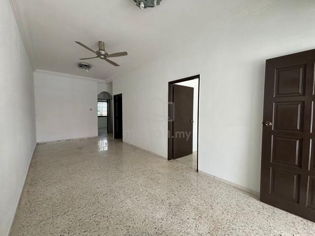 Taman Sutra, Saleng Single Storey Terrace House For SALE ‼️ 1