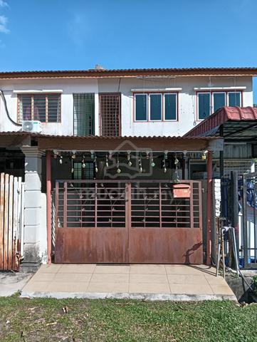 Townhouse di Bkt Katil untuk dijual 1