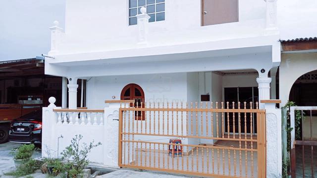 2-storey terrace Taman Sri Anggerik Rantau 1