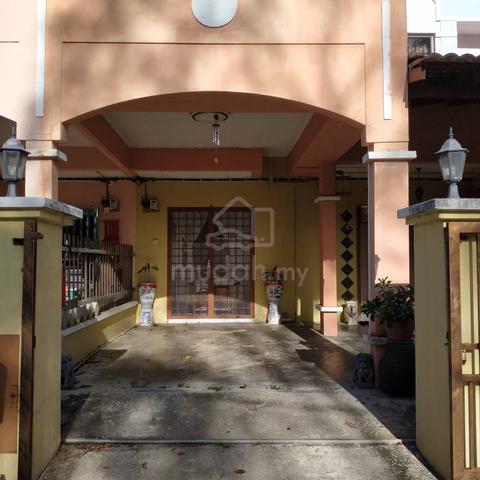 Double Storey House Facing Huge Open Playground For Sale Direct Owner 1