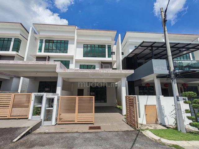100K Below Value π₯ Gated 2.5 Storey Ozana Residence Ayer Keroh Melaka 1