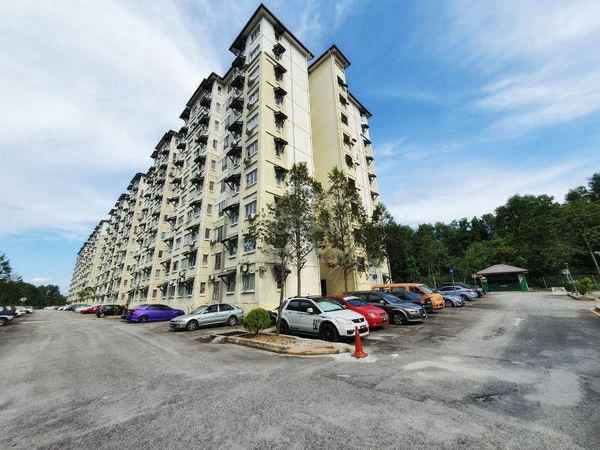 Baiduri Courts (Bukit Puchong) 1