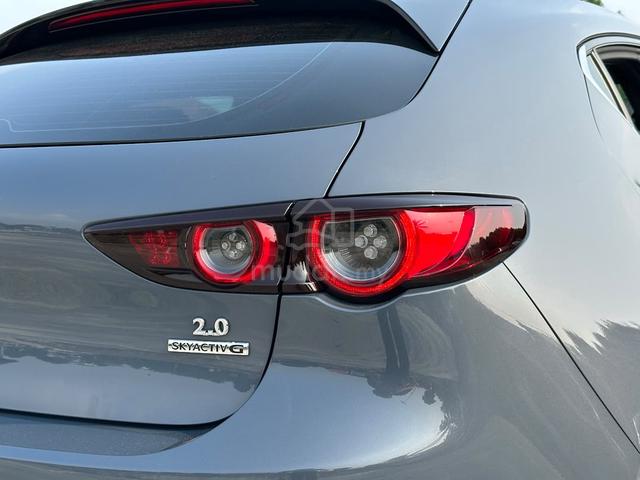 2020 🚗 Model: Mazda 3 Liftback 2.0 High Plus - 5