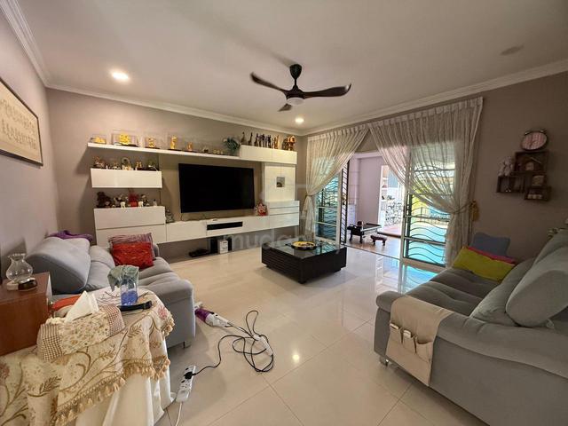 Double Storey Semi-Detached House at Richmond Hill, Green Heights 1