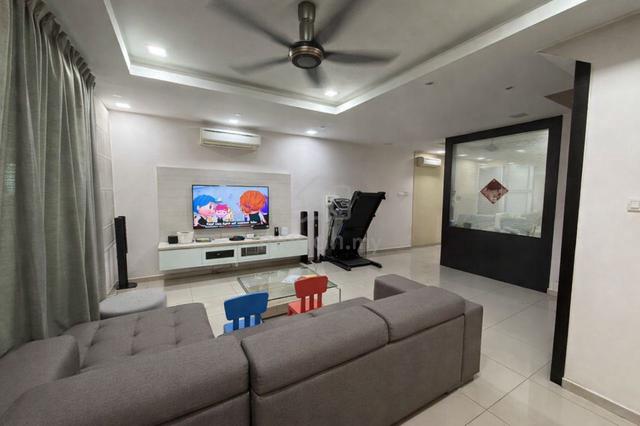 Impian Height @ Impian Emas 2Storey Full Renovated Good Condition 1