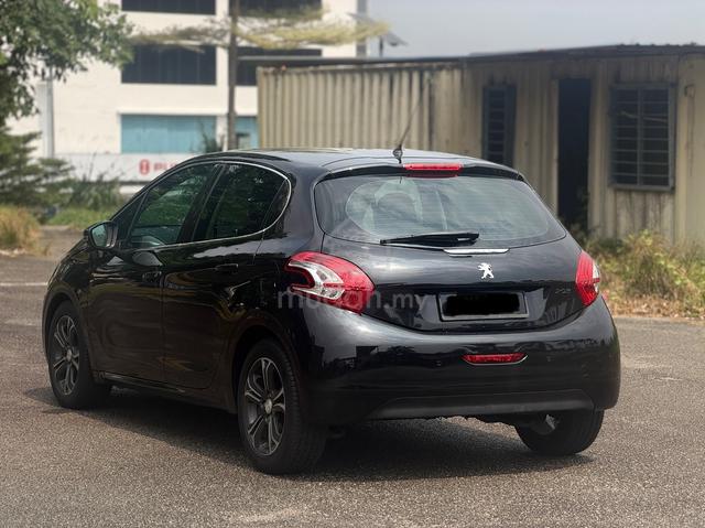 ‼️2015 Peugeot 208 1.6‼️ - 4