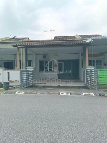 Taman Rapat Perdana @ Gunung Rapat 
Single Storey Terrance House 1