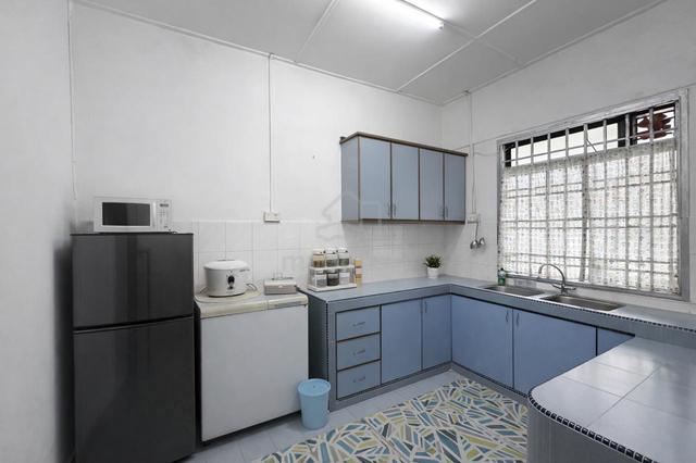 Flat Taman Perling 1