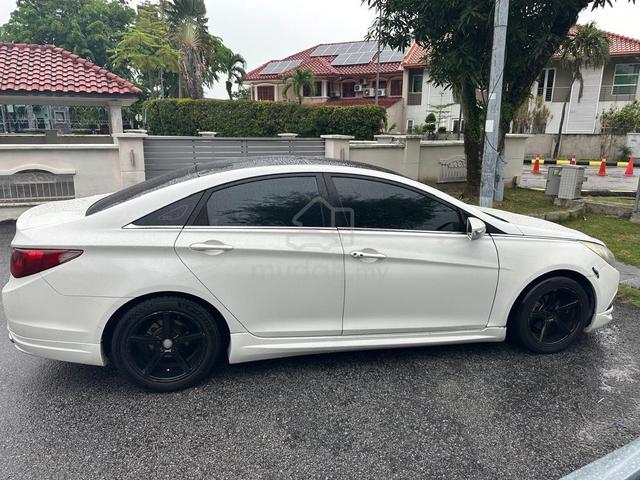2011 Hyundai SONATA 2.0 GLS NF (A) - 3