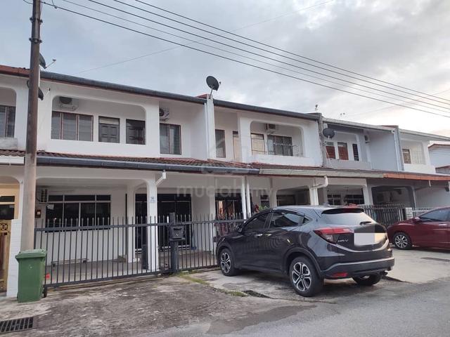 Green Height Double Storey House For Rent, Partially Furnished 1