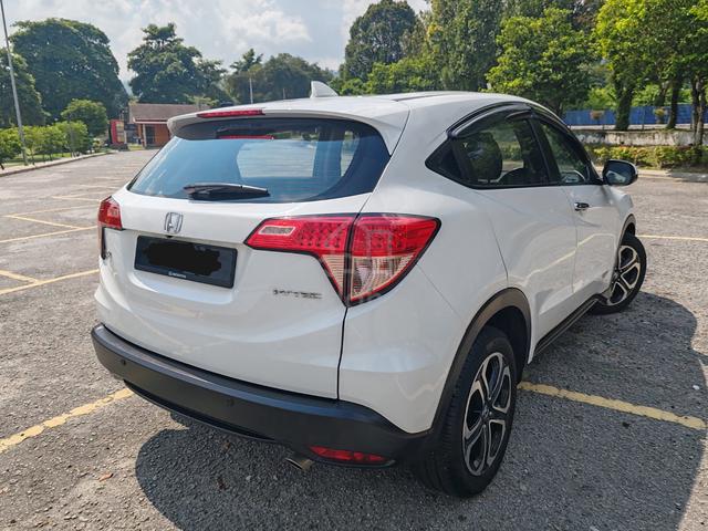 Honda HR-V 1.8 V FULL SERVICE RECORD LOW MILEAGE - 2
