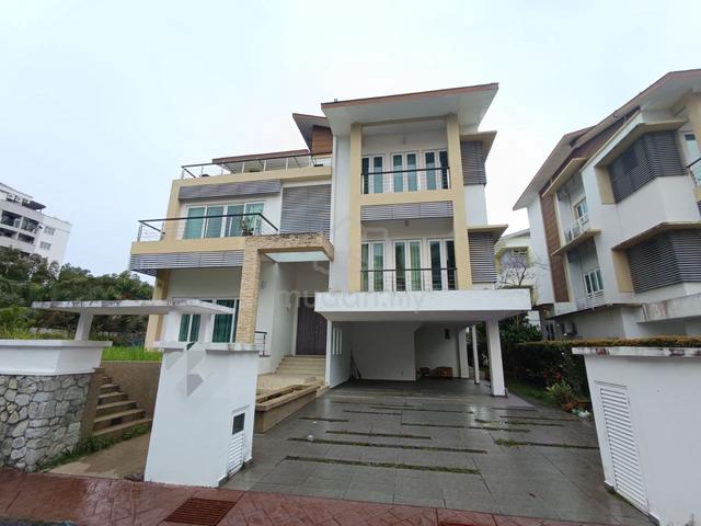 CORNER LOT + FREEHOLD ! Double Storey Bungalow, Bayu Kemensah, KL 1