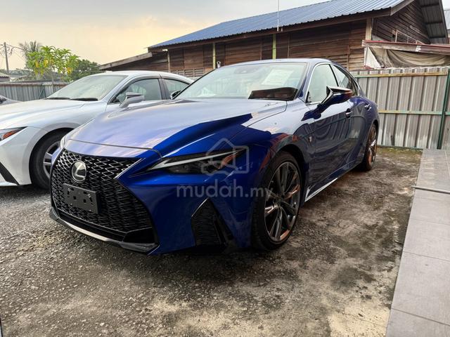 2022 Lexus IS300 2.0 F-SPORT RARE BLUE LOW MILAGE - 1