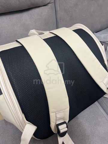 Pet Carrier Backpack for Cats and Small Dogs - photo 2 of 4