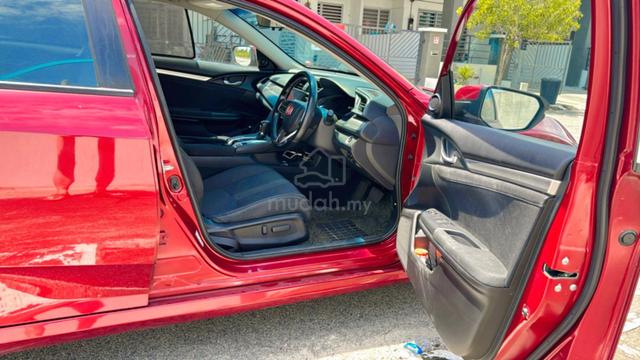 2017 Honda CIVIC 1.8 i-VTEC (A) - 3