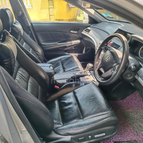2010 Honda ACCORD 2.0 VTi-L (A) - 4
