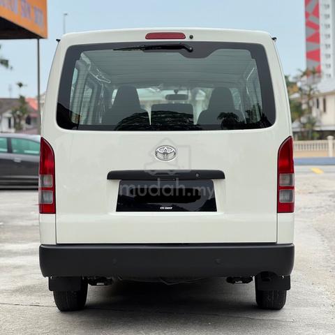 2023 Toyota HIACE 2.5 Window Van (M) FULL LOAN - 4