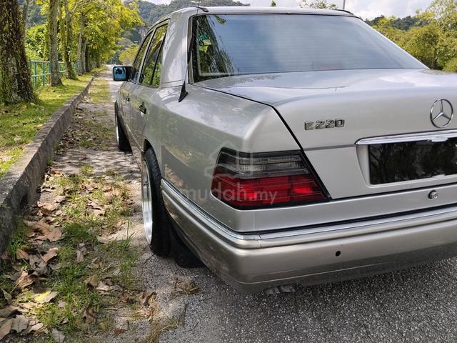 1995 Mercedes Benz 220E 2.2 W124 (A) - 3