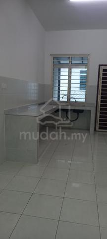 Maple Hillpark Puncak Alam Rumah sewa 1