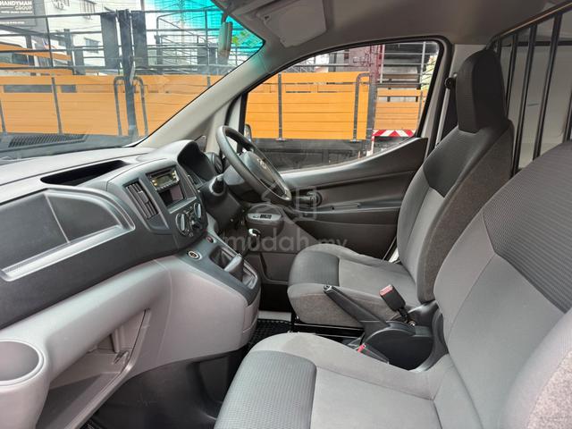 2012 Nissan NV200 Panel Van Tip Top Condition - photo 4 of 6