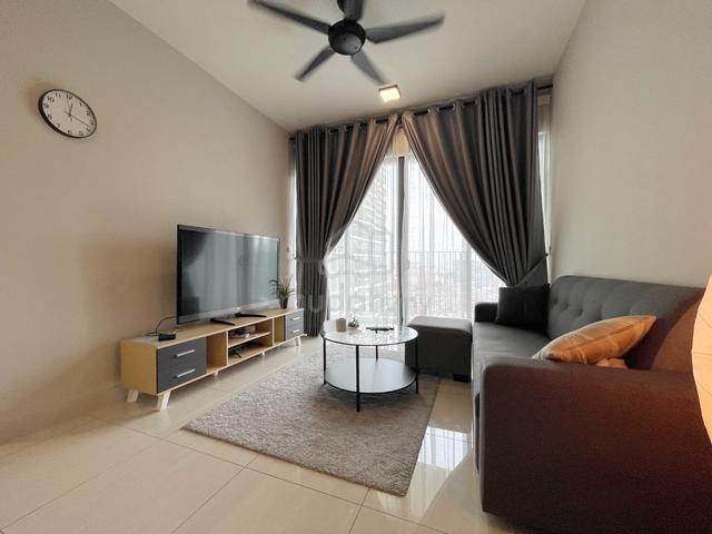 LINQ SKY RESIDENCES (Datum Jelatek) 1