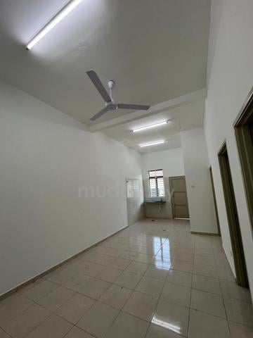 Anjung Sungai Petai Rembia Alor Gajah Single Storey Terrace For Rent 1