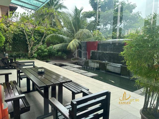 Shah Alam Sek7 own build 3sty bungalow fully renovated good condition 1