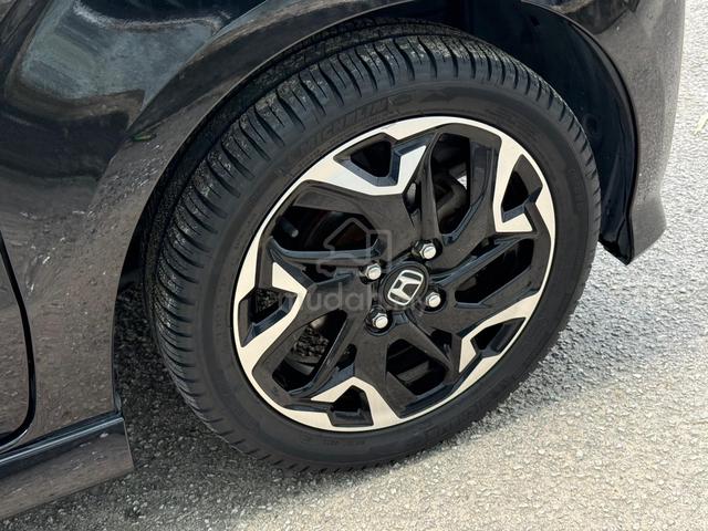 2018 Honda N BOX 0.7 CUSTOM G (A) Turbo Spec - 5